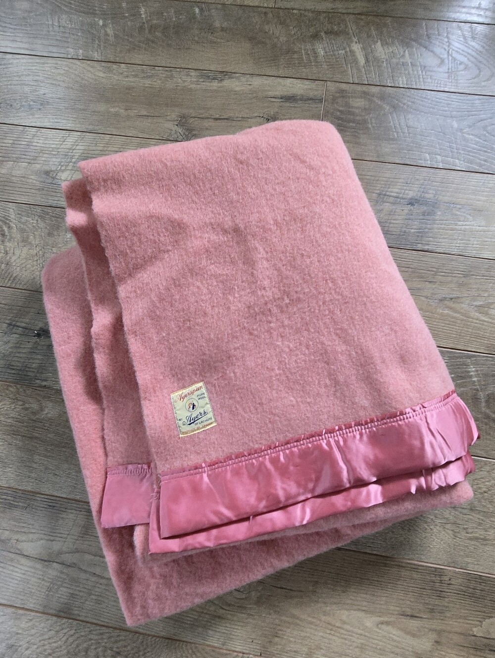 Vintage Ayerspun By Ayers 100 % Pure Wool Pink Blanket